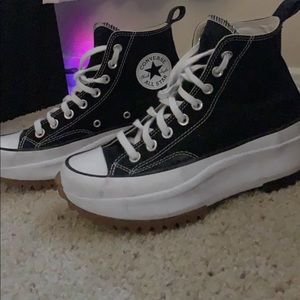 Women’s Converse Run Star Hike Top Platform Sneakers size 8 $85